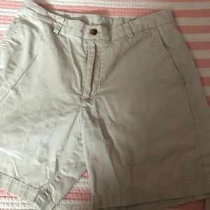 Vineyard vines breaker short